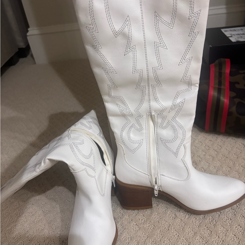 Chinese Laundry White Heeled Boots